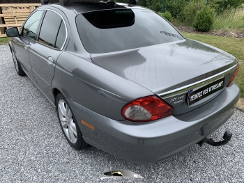 Jaguar X-type