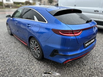 Kia Proceed