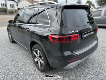 Mercedes GLB